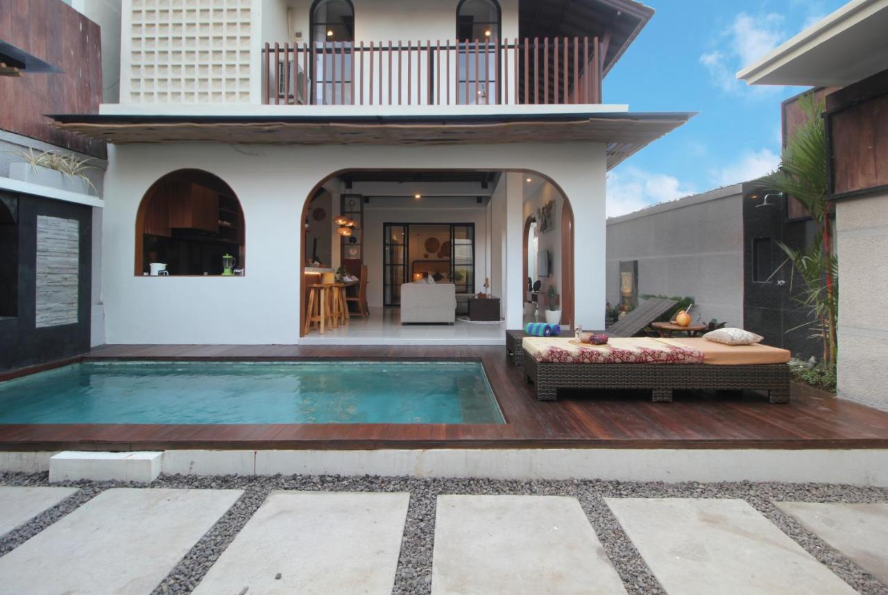 Sudha Villa Bali Anyelir Seminyak Buitenkant foto